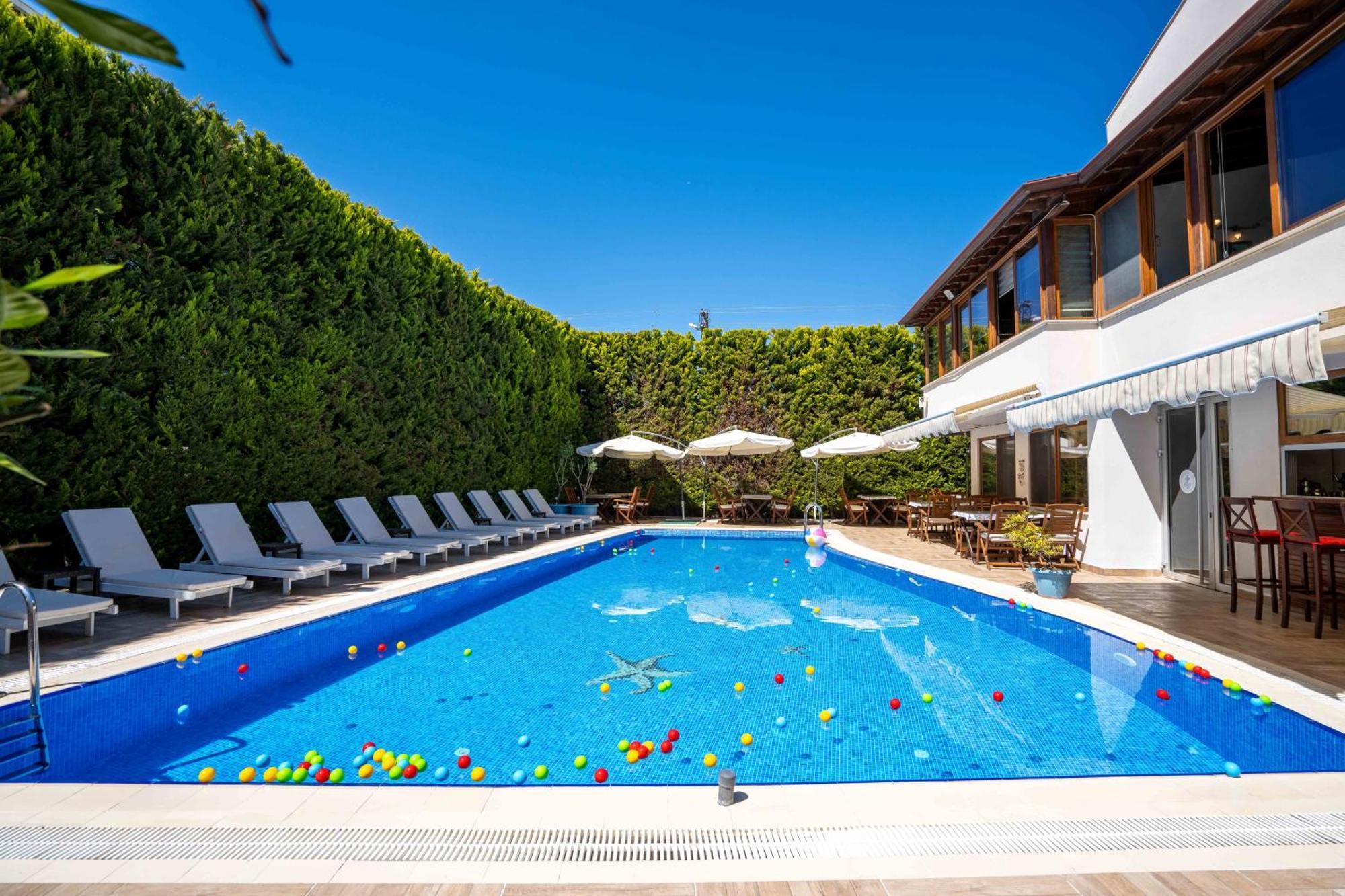 Cunda Giritlioglu Otel Adult Only Ayvalik Exterior photo