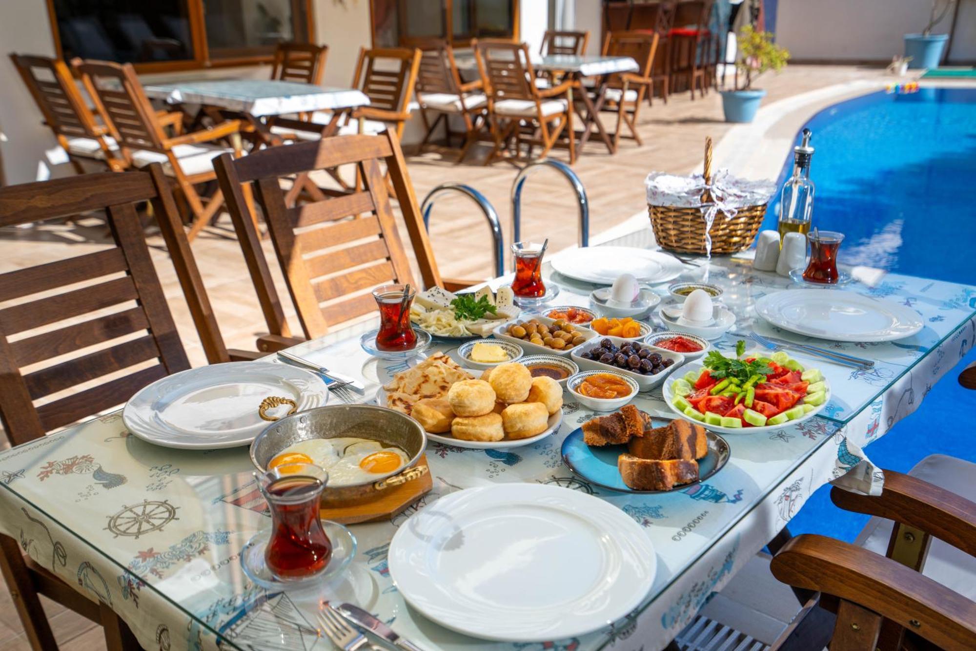 Cunda Giritlioglu Otel Adult Only Ayvalik Exterior photo